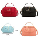 Bolsa Feminina Transversal Com Bolso Frontal De Fecho Magnético